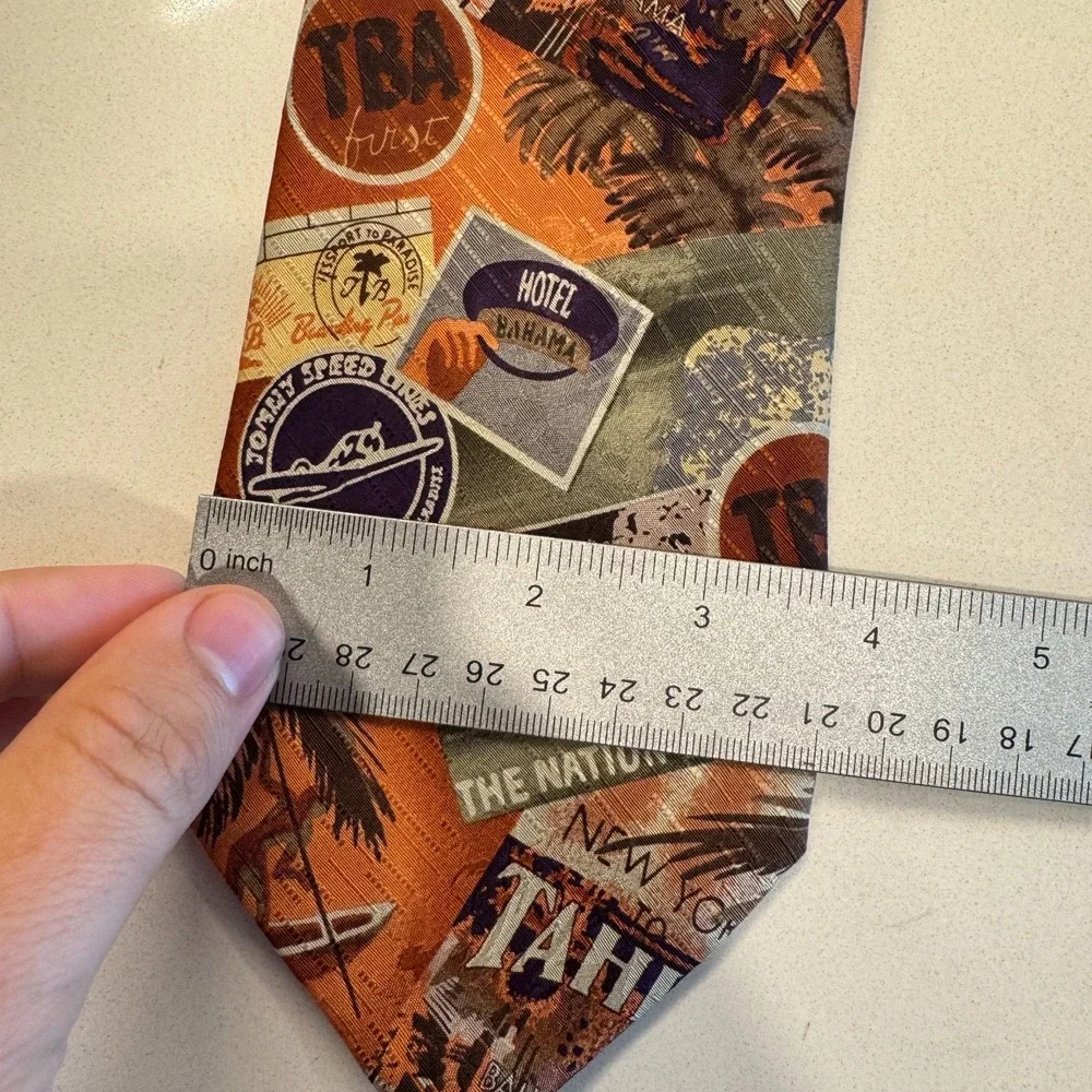 Vintage Tommy Bahama Tie‎ 100% Silk Nautical Costal Beach Graphic Print Italy